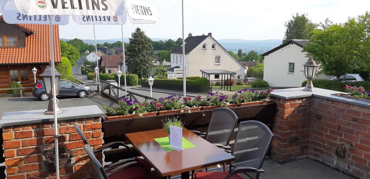 Hotel Landgasthof Hoelzer Fröndenberg エクステリア 写真